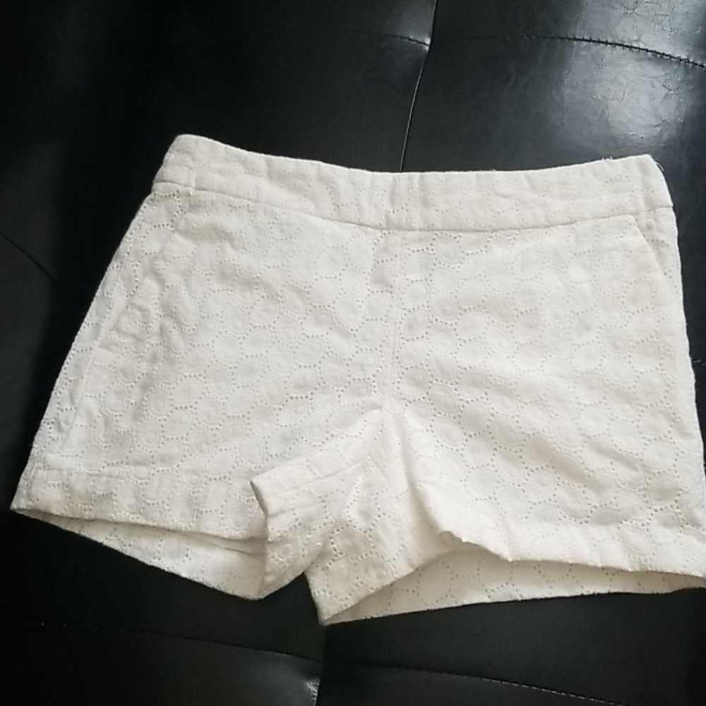 Banana Republic Bermuda shorts. White Sz4